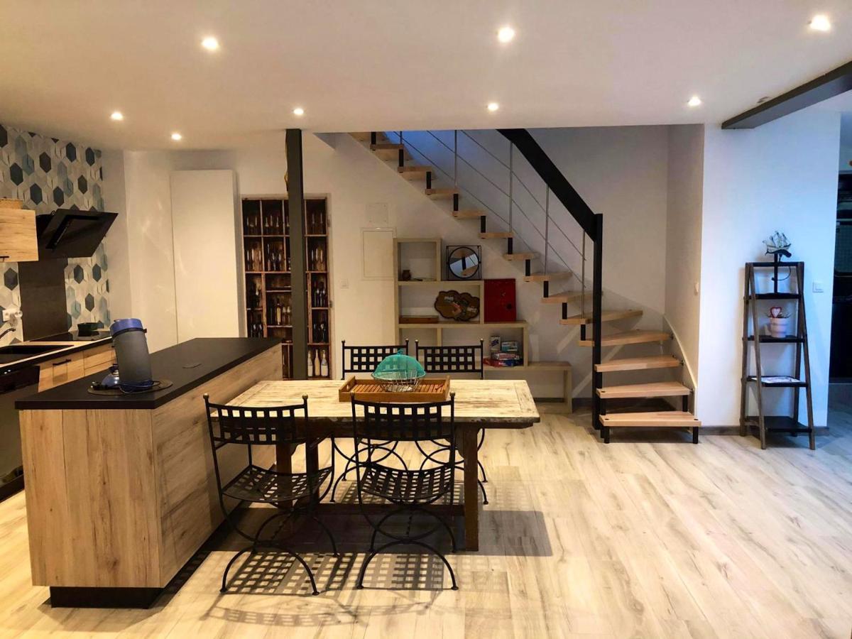 Maison Charmante Avec Piscine Privee A Saint-Georges-De-Pointindouxc Ngoại thất bức ảnh
